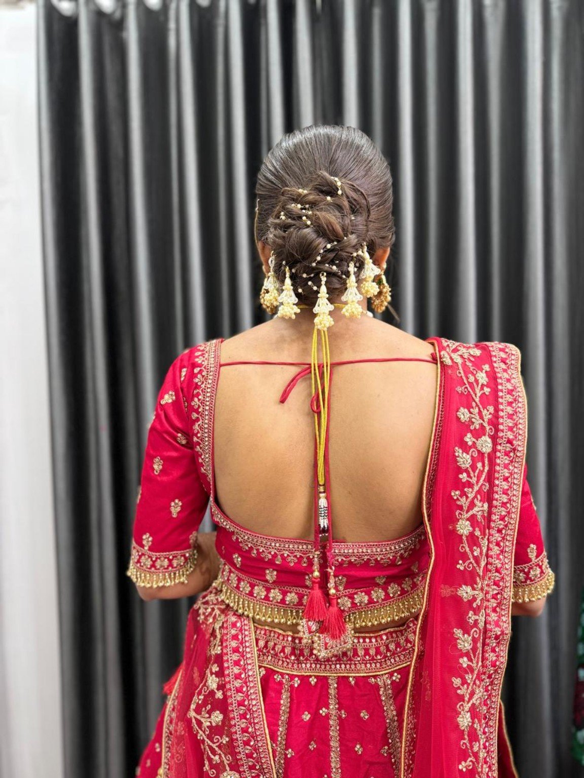 Shrungar Beauty Parlour featured bridal look